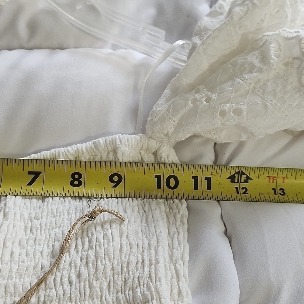NWT HUMMINGBIRD WHITE SMOCKED OFF THE SHOULDER JUMPSUIT MEDIUM - Picture 14 of 16